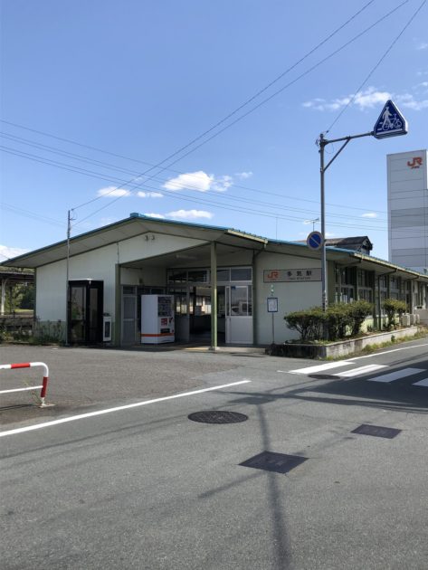 【紀勢本線と参宮線が繋がるＪＲ多気駅相可駅より本数も多いです】