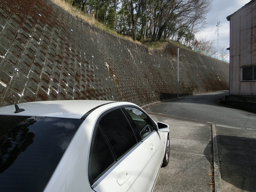 駐車場奥から 三重県松阪市 多気町周辺の不動産 アパート 中古住宅 株式会社東洋ハウジング Toyo Housing