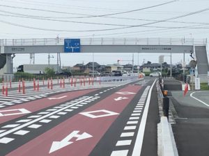 【完成しました県道六軒鎌田線バイパス道路終点部分】