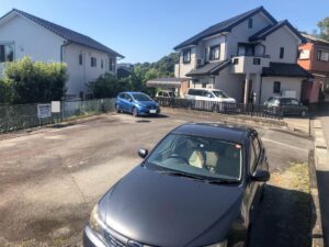 【山室町300万円土地手前からの外観】