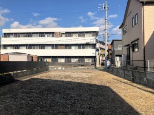 【久保町780万円土地外観奥から】