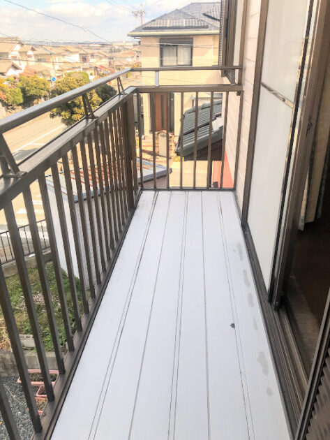 【景色のいいバルコニー】