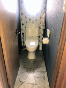 【2階リフォーム済トイレ】