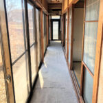 【南北に長く続く廊下】
