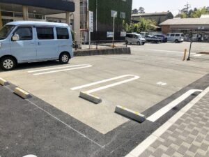 【ステキな市役所新公衆トイレ駐車スペース】