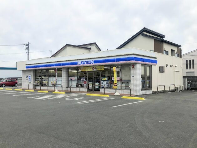 【約850mにあるローソン津高茶屋七丁目店】