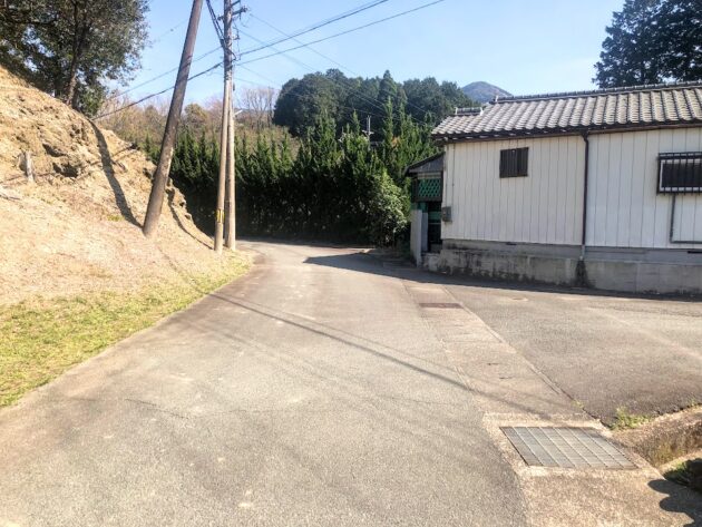 【前面道路の一部】